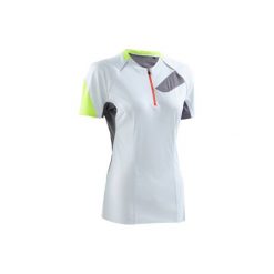 Koszulka do biegania krótki rękaw Trail damska. T-shirty damskie marki KALENJI. W wyprzedaży za 39.99 zł.