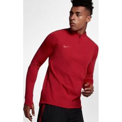 Nike Bluza męska Dry SQUAD Drill czerwona r. XL (859197 657). Czerwone bluzy męskie marki Nike, m. Za 149.00 zł.