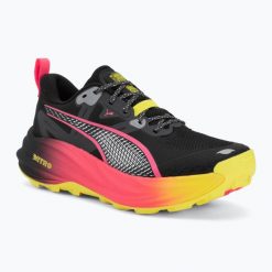 Buty do biegania damskie PUMA Voyage Nitro 4. Czarne obuwie sportowe damskie Puma, bez wzorów, z materiału, do biegania. Za 638.00 zł.