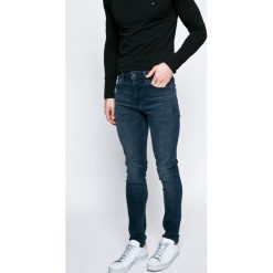 Pepe Jeans - Jeansy. Niebieskie jeansy męskie Pepe Jeans. W wyprzedaży za 299.90 zł.
