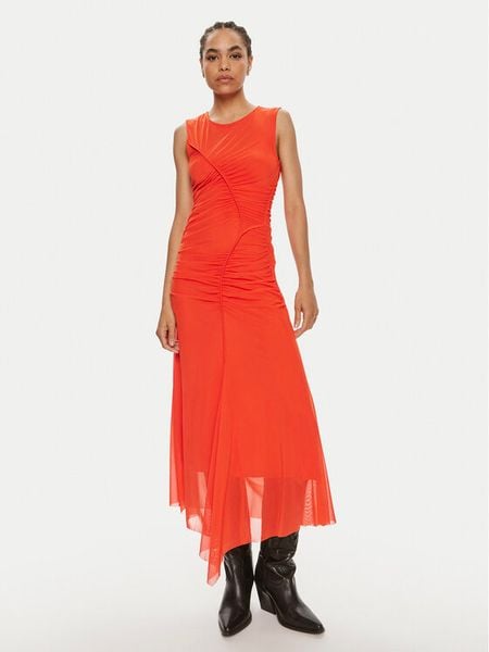 Gestuz Sukienka codzienna Messi 10909133 Pomarańczowy Slim Fit. Brązowe sukienki damskie Gestuz, na co dzień, xs, bez wzorów, z syntetyku, bez kołnierzyka, bez ramiączek, proste. Za 479.99 zł.