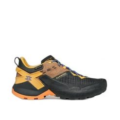 Buty trekkingowe Garmont 9.81 Onyx GTX. Czarne obuwie sportowe damskie Garmont, bez wzorów, z gore-texu, do biegania. Za 812.50 zł.