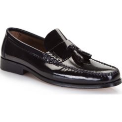 Buty męskie 86-M-650-1. Czarne eleganckie półbuty Wittchen, z lakierowanej skóry. Za 329.00 zł.