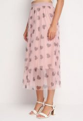 Różowa Plisowana Tiulowa Spódnica z Gumką w Pasie i Aplikacjami Serduszkami Missalica. Czerwone spódnice damskie Born2be, l, z aplikacjami, z materiału, eleganckie, midi, dopasowane. Za 54.99 zł.