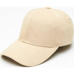 Czapka z daszkiem - Beżowy. Czapki i kapelusze damskie marki Cropp. Za 34.99 zł.