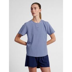 Koszulka damska Newline Breathe. Niebieskie koszulki sportowe damskie Newline, bez wzorów, bez kołnierzyka. Za 214.50 zł.