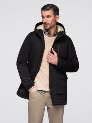 Długa kurtka męska parka z kożuszkiem – czarna V4 - Rozmiar: S. Czarne kurtki męskie Ombre Clothing, m, z aplikacjami, z gumy, klasyczne, bez kaptura. Za 399.99 zł.