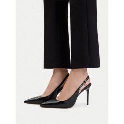 Szpilki Nine West. Czarne szpilki damskie Nine West, bez wzorów, bez obcasa, bez zapięcia. Za 229.99 zł.