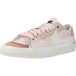 Buty NIKE ULTRABEST DQ1470 Rose. Czerwone obuwie sportowe damskie Nike, trekkingowe. Za 280.99 zł.