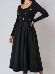 Sukienka maxi z ozdobnymi cyrkoniami - czarny. Czarne sukienki damskie Sinsay, l, bez wzorów, bez kołnierzyka, bez ramiączek, maxi. Za 69.99 zł.