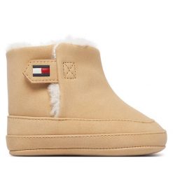 Śniegowce Tommy Hilfiger. Brązowe buty zimowe chłopięce Tommy Hilfiger, bez wzorów, bez zapięcia. Za 244.99 zł.