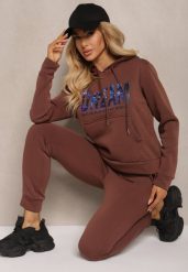 Brązowy Ocieplany Komplet Dresowy Bawełniany Spodnie Joggery i Bluza Zdobiona Nadrukiem Filoira. Brązowe bluzy damskie Renee, m, z aplikacjami, z bawełny, z kapturem. Za 84.99 zł.