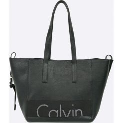 Calvin Klein Jeans - Torebka. Torby na ramię damskie marki Calvin Klein Jeans. W wyprzedaży za 429.90 zł.
