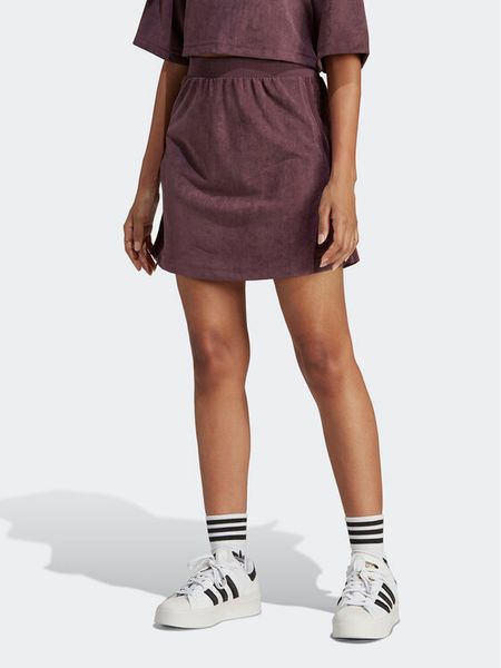 Adidas Spódnica dresowa adicolor Classics Suede HM1687 Bordowy Slim Fit. Czerwone spódnice damskie Adidas, bez wzorów, z dresówki, mini. Za 170.00 zł.