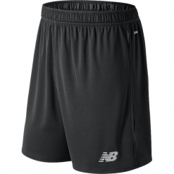 Spodenki treningowe - MS913003BK. Krótkie spodenki sportowe męskie marki New Balance. Za 129.99 zł.