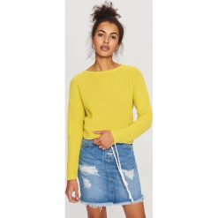 Sweter z zabudowanym dekoltem - Zielony. Kardigany damskie marki Reserved. Za 59.99 zł.