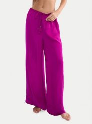 Triumph Spodnie materiałowe Summer 10227246 Różowy ciemny Wide Leg. Czerwone spodnie materiałowe damskie Triumph, bez wzorów, z materiału. Za 159.99 zł.