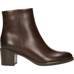 Botki TESA. Brązowe botki damskie Gino Rossi, z satyny. W wyprzedaży za 349.90 zł.