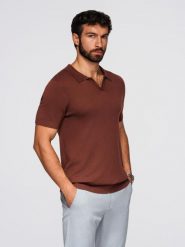 Koszulka męska polo bez guzików z klasycznym splotem – ciepłobrązowa V4 - Rozmiar: L. Brązowe koszulki polo męskie Ombre Clothing, l, bez wzorów, z dzianiny, eleganckie, bez ramiączek. Za 199.99 zł.