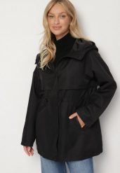Czarna Klasyczna Kurtka Parka z Kapturem i Ściągaczem w Pasie Cinelle. Czarne kurtki damskie Born2be, l, bez wzorów, z jeansu, z kapturem. Za 189.99 zł.