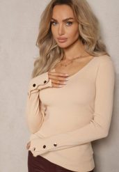 Jasnobeżowy Sweter z Wiskozą Ozdobiony Guzikami z Trójkątnym Dekoltem Attecca. Brązowe swetry damskie Renee, m, bez wzorów, z jeansu, casualowe, bez kołnierzyka, bez ramiączek, bez kaptura. Za 79.99 zł.