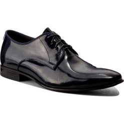 Półbuty PILPOL - PW009 M105. Niebieskie eleganckie półbuty Pilpol, z lakierowanej skóry. W wyprzedaży za 239.00 zł.