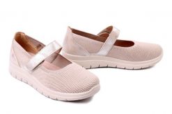 ARTIKER RELAKS 56C1222 beżowy, półbuty damskie. Brązowe półbuty damskie Artiker Relaks, na lato, bez wzorów, bez obcasa, bez zapięcia. Za 129.90 zł.