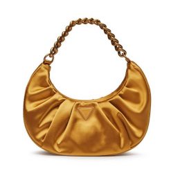Torebka Guess. Brązowe torebki do ręki damskie Guess, z aplikacjami, klasyczne, bez dodatków. Za 389.99 zł.