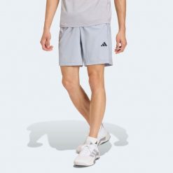 Spodenki fitness męskie ADIDAS. Szare krótkie spodenki sportowe męskie Adidas, m, bez wzorów, ze skóry, na fitness i siłownię, climacool (adidas). Za 129.99 zł.