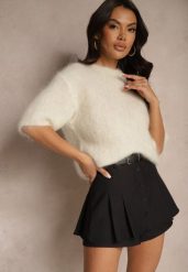 Czarne Spódnico-Szorty z Wiskozy z Bawełną Paskiem i Guzikami Sanilana. Czarne szorty damskie Renee, l, bez wzorów, z bawełny, eleganckie, z podwyższonym stanem. Za 109.99 zł.