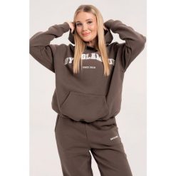 Bluza fitness damska Gym Glamour college. Brązowe bluzy damskie GYM GLAMOUR, m, bez wzorów, bez kaptura. Za 199.99 zł.