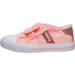 Sneakersy w kolorze jasnoróżowym. Trampki i tenisówki dziewczęce marki Billowy. W wyprzedaży za 65.95 zł.