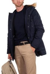 KURTKA MĘSKA ZIMOWA LYLE&SCOTT Z KAPTUREM LA-K1536V-Z271-S. Niebieskie kurtki męskie LYLE AND SCOTT, na zimę, m, bez wzorów, z dresówki, trekkingowe. Za 948.99 zł.