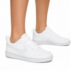 Buty damskie sneakersy sportowe Nike COURT BOROUGH LOW RECRAFT. Białe obuwie sportowe damskie Nike, bez wzorów, z dresówki, trekkingowe, nike court. Za 249.00 zł.