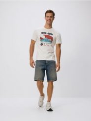 Bawełniany t-shirt regular fit SUPERMAN™ - wielobarwny. T-shirty męskie Reserved, l, bez wzorów, z bawełny, bez kołnierzyka. W wyprzedaży za 45.99 zł.
