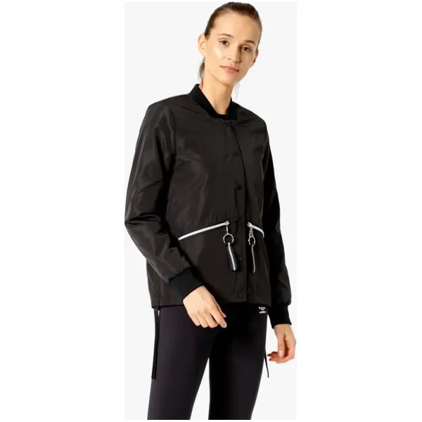 Umbro Kurtka Witty , czarny, rozmiar L. Czarne kurtki damskie Umbro, l, bez wzorów, z materiału, bez kaptura. W wyprzedaży za 79.99 zł.