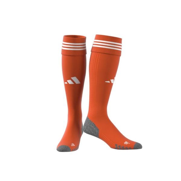 Skarpetki adidas 23. Brązowe legginsy sportowe męskie Adidas, bez wzorów, z materiału. Za 57.99 zł.