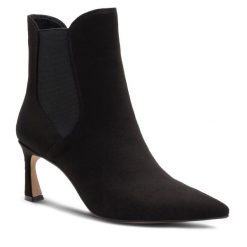 Botki Nine West. Czarne botki damskie Nine West, bez obcasa, na szpilce, bez zapięcia. Za 279.99 zł.