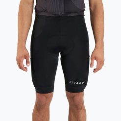 Spodenki rowerowe męskie ATTABO Kiro. Czarne krótkie spodenki sportowe męskie ATTABO, m, bez wzorów, z elastanu, na fitness i siłownię. Za 109.99 zł.