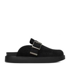 Klapki Guess Jeans. Czarne klapki damskie Guess Jeans, z aplikacjami, z jeansu, bez obcasa. Za 279.99 zł.