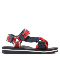 Sandały Pepe Jeans. Czerwone sandały chłopięce Pepe Jeans, z jeansu, bez zapięcia. Za 119.99 zł.