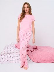 Piżama dwuczęściowa z ozdobnymi falbanami - różowy. Czerwone piżamy damskie Sinsay, l, bez wzorów, bez ramiączek, długie. Za 59.99 zł.