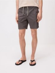 Szorty regular fit - ciemnoszary. Szare szorty męskie Reserved, l, bez wzorów, z bawełny. Za 119.99 zł.