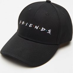 Czapka z daszkiem Friends - Czarny. Czarne czapki i kapelusze damskie House, bez wzorów. Za 35.99 zł.