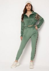 Zielony Welurowy Komplet Dresowy Krótka Bluza i Spodnie z Wstawkami w Cętki Kilima. Zielone bluzy damskie Born2be, m, bez wzorów, z dresówki, bez kaptura. Za 79.99 zł.