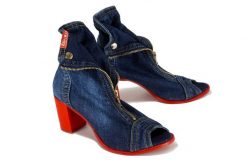 ARTIKER RELAKS 40C289 jeans, botki damskie. Niebieskie botki damskie Artiker Relaks, na lato, z jeansu, bez obcasa, na obcasie, bez zapięcia. Za 173.94 zł.