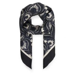 Chusta Weekend Max Mara. Niebieskie szaliki i chusty damskie Weekend Max Mara, bez wzorów. Za 489.99 zł.