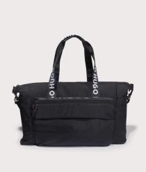 Torba sportowa HUGO Colyns Holdall 50541967-001. Czarne torby sportowe męskie Hugo Boss, bez wzorów, z materiału, duże. Za 589.00 zł.