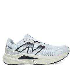 Buty do biegania New Balance. Białe buty sportowe męskie New Balance, bez zapięcia, do biegania. Za 409.99 zł.