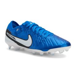 Buty piłkarskie Nike Tiempo Legend 10 Pro FG. Białe buty sportowe męskie Nike, bez zapięcia, do piłki nożnej. Za 649.99 zł.